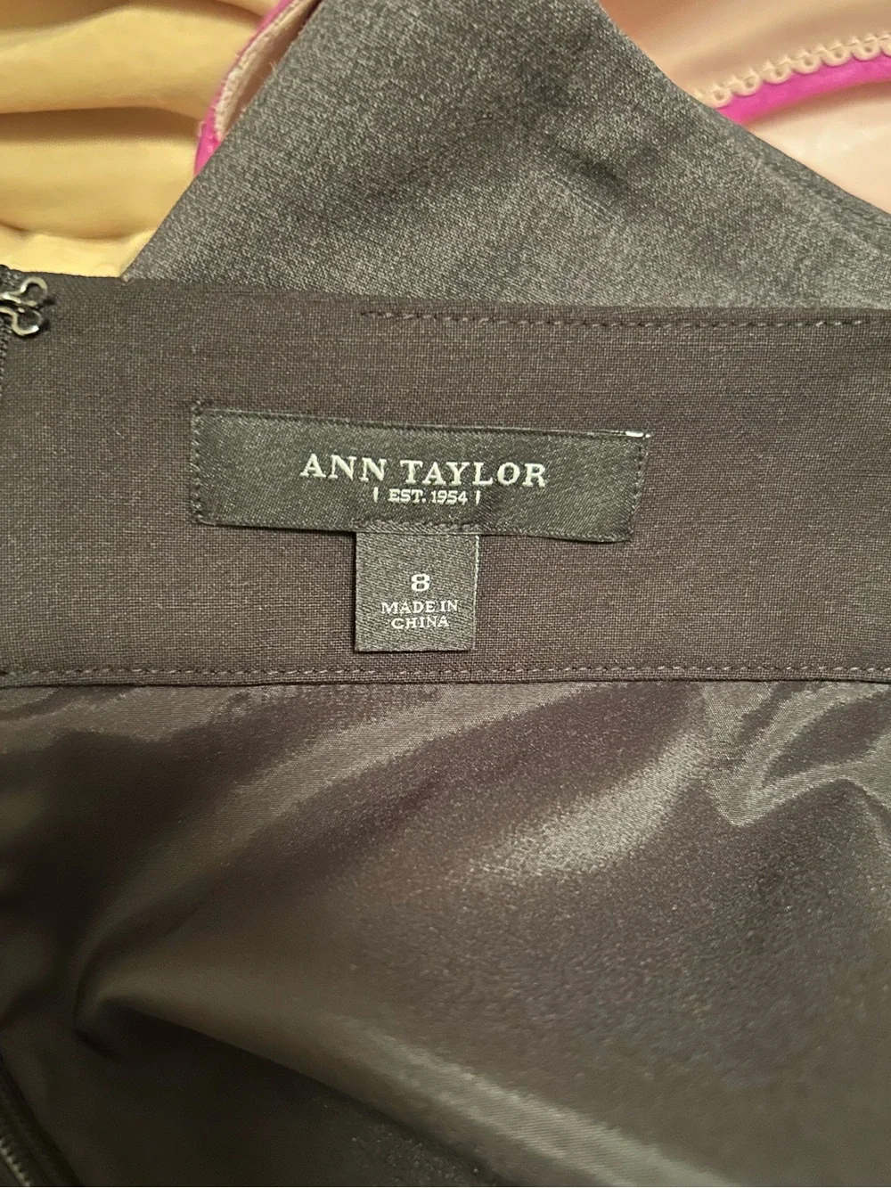 Ann Taylor Classic‎ Black Pencil Skirt